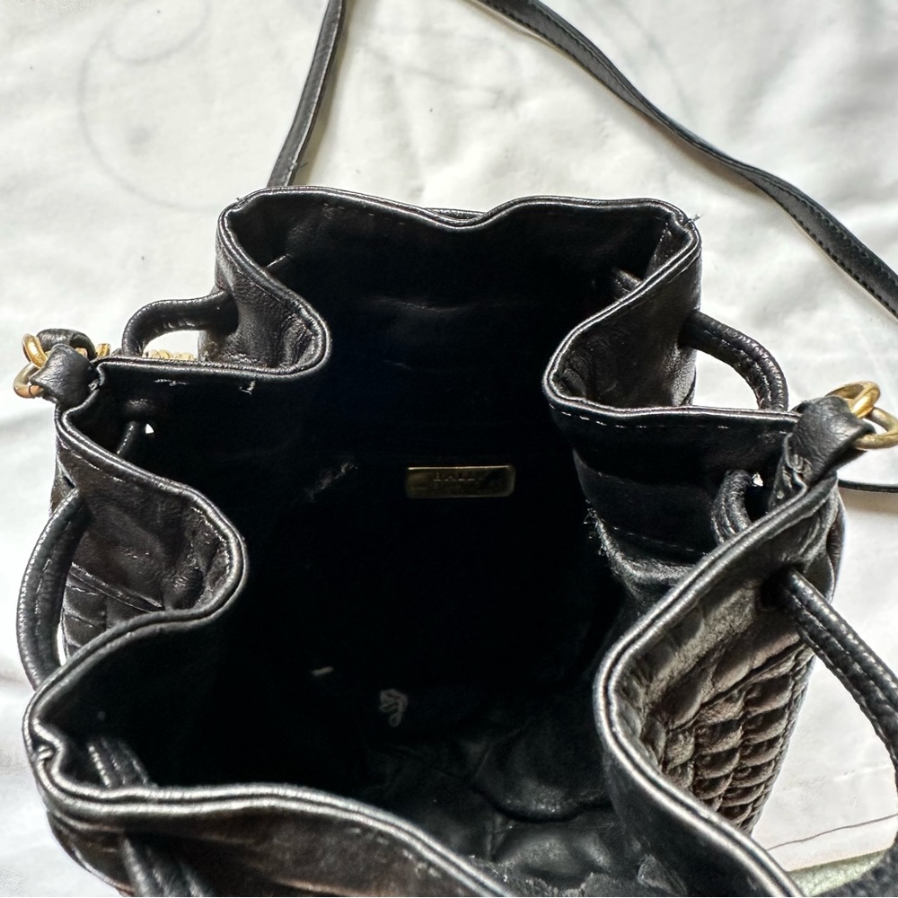 BUCKET BAG 28 IN BLACK RE-NYLON GOLD LOGO